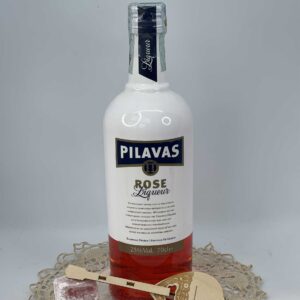 Liquore alle rose